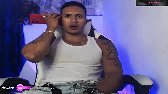 Snapshot of Ryan_coopper chatting on October 9, 2:38 am Ryan coopper online show from October 9, 2:38 am