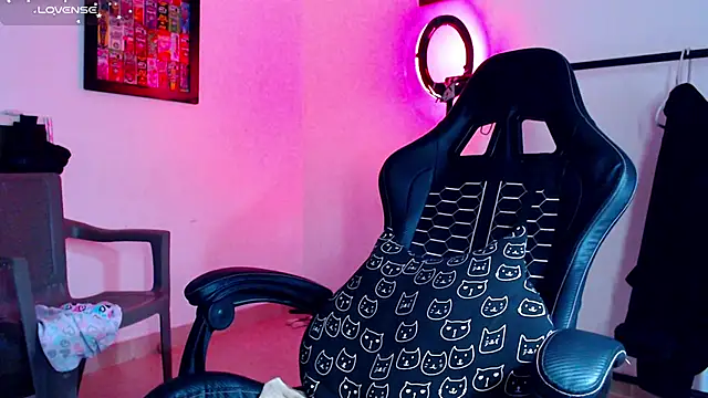 yosoy enzo2020 online show from March 12, 4:42 am