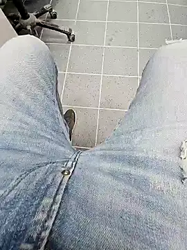 Snapshot of thesmiledoc chatting on October 6, 9:41 pm thesmiledoc online show from October 6, 9:41 pm