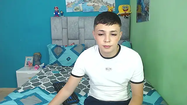 CristopherHot 1 online show from January 31, 12:17 am