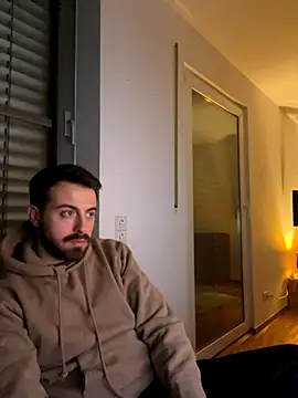  cazxtust  online show from December 4, 1:34 am