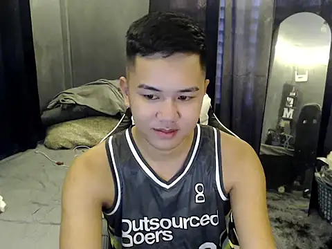 xgregor07 online show from December 13, 11:00 pm