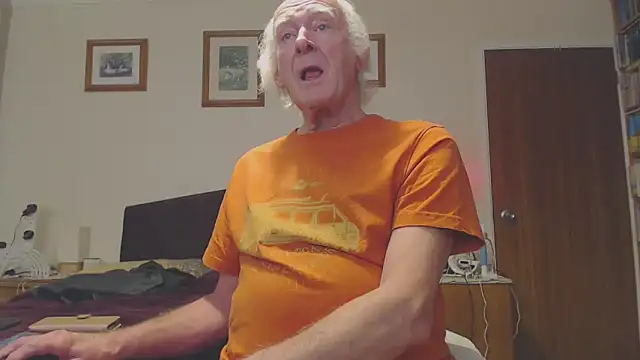 WaverlyKernow online show from January 25, 1:19 pm