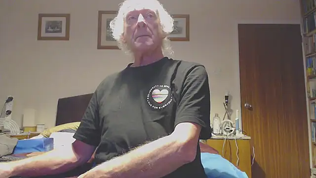 WaverlyKernow online show from January 10, 8:07 am