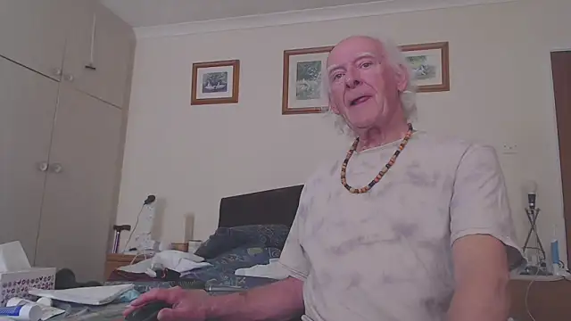 WaverlyKernow online show from March 18, 1:44 pm