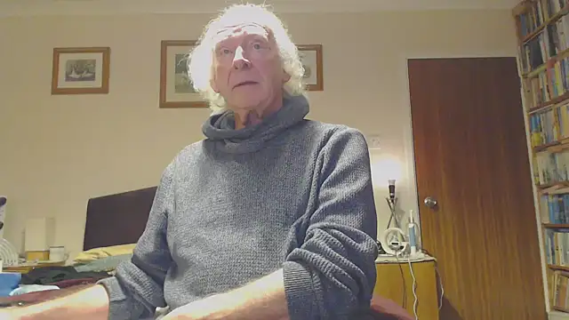 WaverlyKernow online show from January 22, 9:33 pm