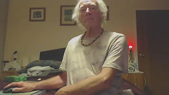 WaverlyKernow online show from December 21, 9:12 am