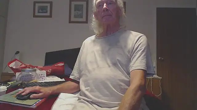 WaverlyKernow online show from September 27, 11:30 am