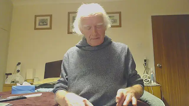 WaverlyKernow online show from January 19, 10:06 pm