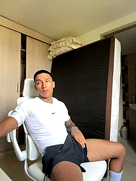 sendfer online show from October 28, 8:33 pm