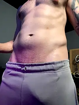 Snapshot of MachineDien chatting on September 18, 12:45 am MachineDien online show from September 18, 12:45 am