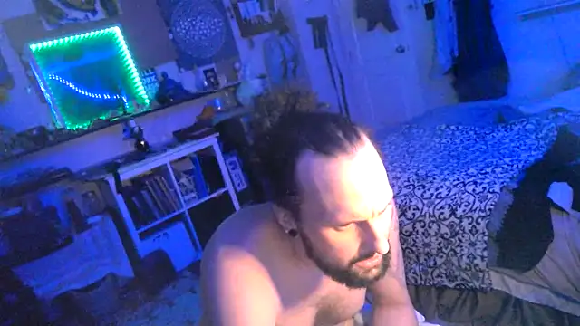 BobbyQ29 online show from March 25, 4:38 am