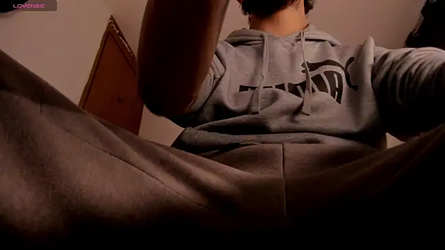 s sven03 online show from April 2, 10:56 am