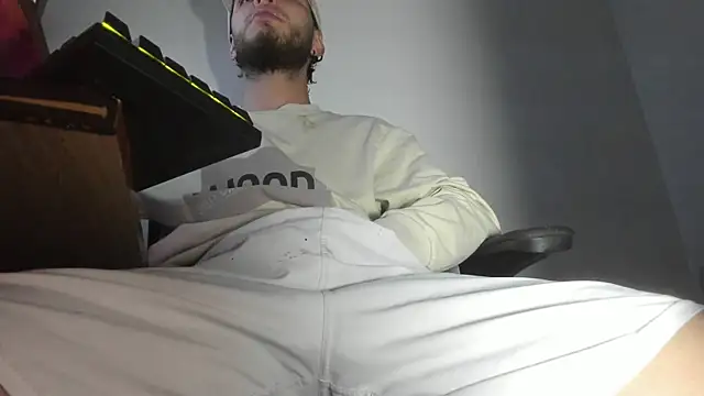 s sven03 online show from October 26, 9:55 am