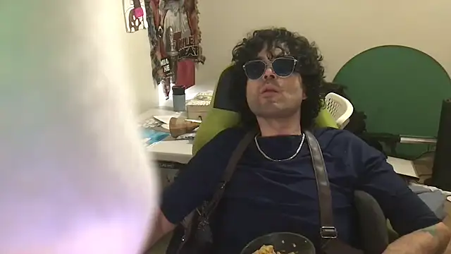 GForceSavage online show from March 8, 1:48 pm