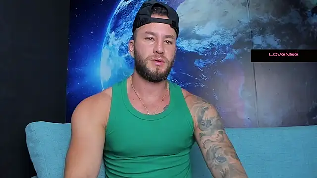 delessandro world online show from April 29, 11:55 pm