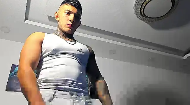 Snapshot of angeel_d035 chatting on February 1, 1:44 am angeel d035 online show from February 1, 1:44 am