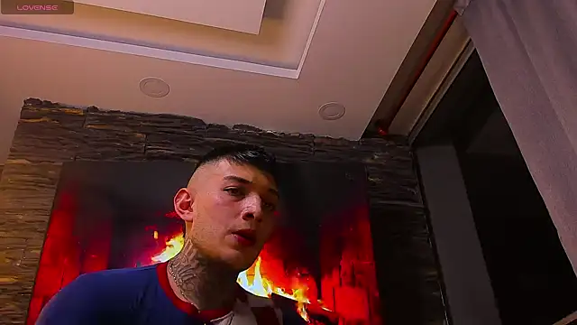 Snapshot of angeel_d035 chatting on October 10, 5:56 am angeel d035 online show from October 10, 5:56 am