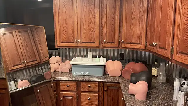 AlphaZack 14 online show from February 13, 1:15 pm