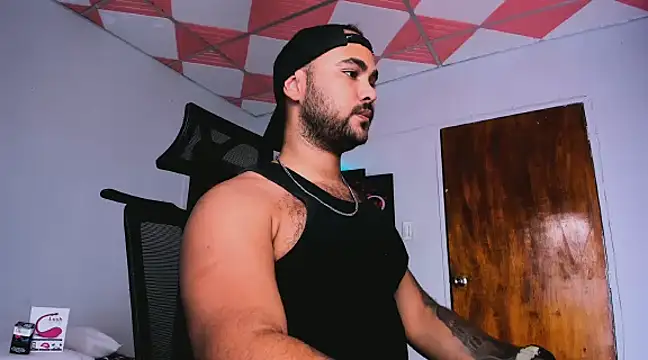 Sebas-hott online show from February 8, 2:47 am