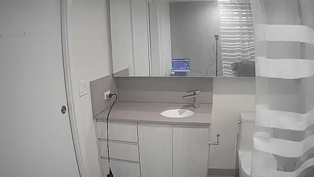 bourne2004 online show from March 5, 7:50 pm