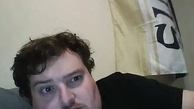 Snapshot of YelpedAverting chatting on October 22, 1:09 am YelpedAverting online show from October 22, 1:09 am