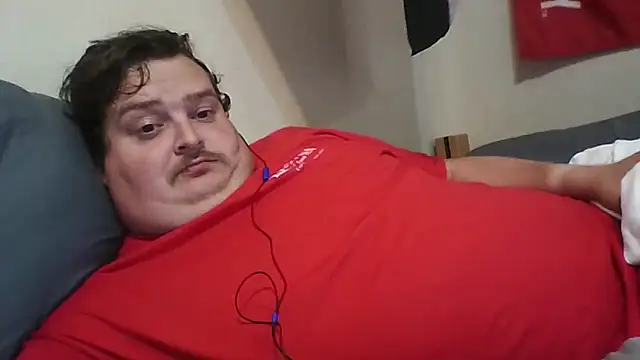 Snapshot of YelpedAverting chatting on September 15, 8:21 pm YelpedAverting online show from September 15, 8:21 pm