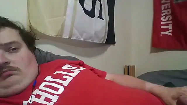 Snapshot of YelpedAverting chatting on October 19, 11:19 pm YelpedAverting online show from October 19, 11:19 pm