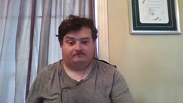 Snapshot of YelpedAverting chatting on September 12, 8:09 pm YelpedAverting online show from September 12, 8:09 pm