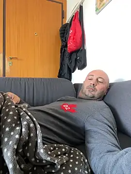 cateodo online show from October 11, 12:42 pm