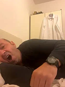 cateodo online show from October 7, 7:56 am