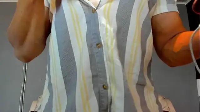 derekk frostt online show from March 19, 1:40 pm