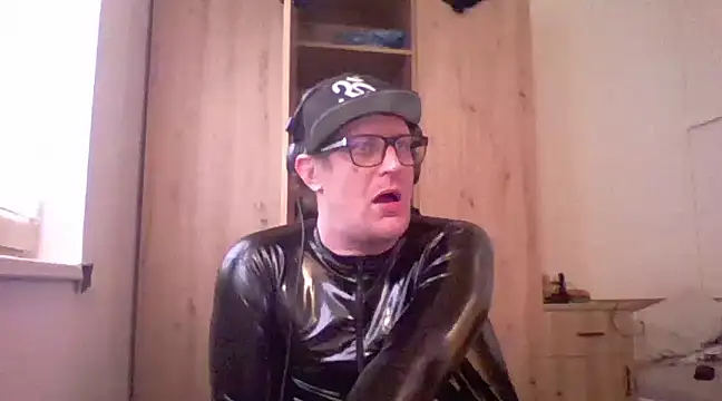 Bigthroaterboy online show from January 24, 8:44 am