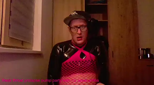 Bigthroaterboy online show from February 22, 5:44 am