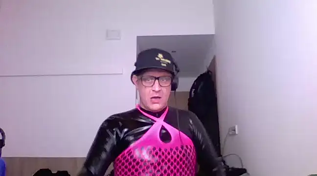 Bigthroaterboy online show from March 17, 12:36 pm