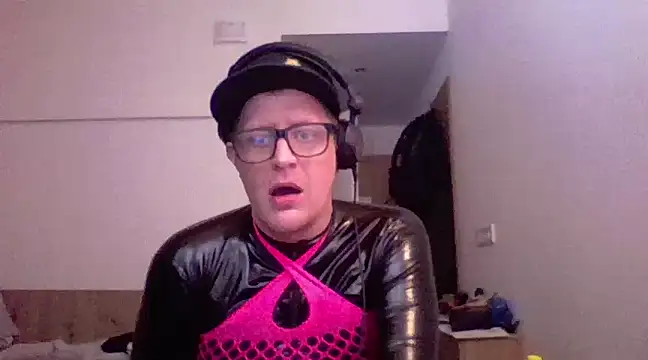 Bigthroaterboy online show from March 16, 7:04 am