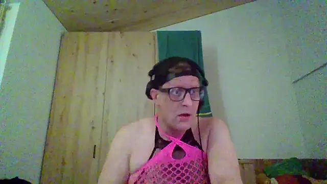 Bigthroaterboy online show from September 24, 5:22 pm