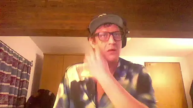 Bigthroaterboy online show from December 24, 6:06 pm