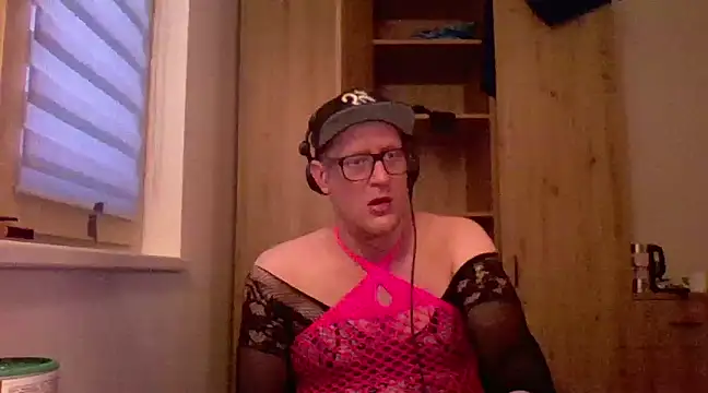 Bigthroaterboy online show from March 1, 6:04 am