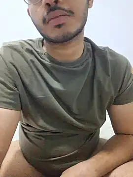 alesssterling online show from November 28, 10:39 am