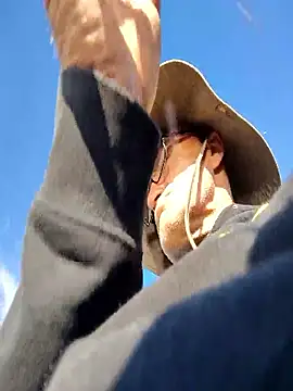 FloppyPickle4u online show from January 7, 10:48 pm