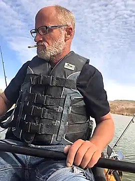 FloppyPickle4u online show from February 12, 6:03 pm