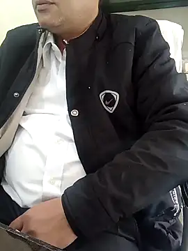 Snapshot of Hot-man39 chatting on December 24, 4:55 am Hot-man39 online show from December 24, 4:55 am