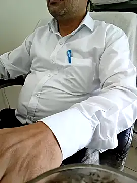 Snapshot of Hot-man39 chatting on February 18, 6:26 am Hot-man39 online show from February 18, 6:26 am