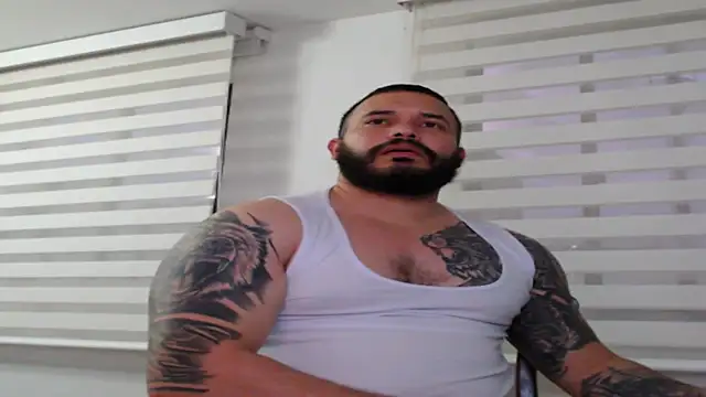 alexandergranda71 online show from February 12, 11:20 pm