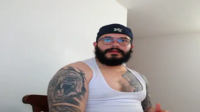 alexandergranda71 online show from March 8, 4:16 pm