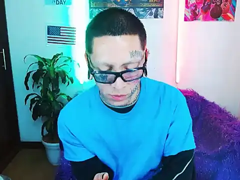 deivid estrada online show from January 28, 3:04 pm