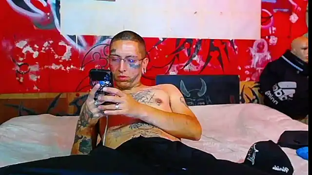 deivid estrada online show from February 17, 6:18 pm