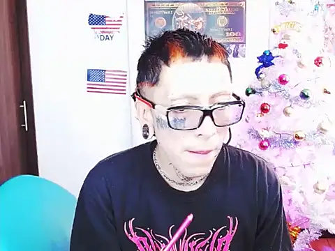 deivid estrada online show from December 6, 3:33 pm