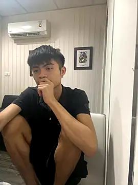 Snapshot of mumuowl chatting on October 5, 6:23 pm mumuowl online show from October 5, 6:23 pm